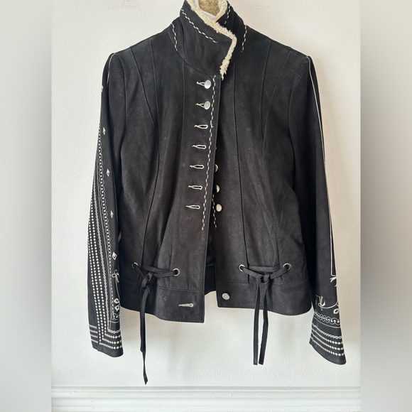 Tristant & Iseut - Black Suede Jacket with Shearling Collar - Picture 7 of 11